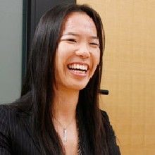 内田　絢子さん