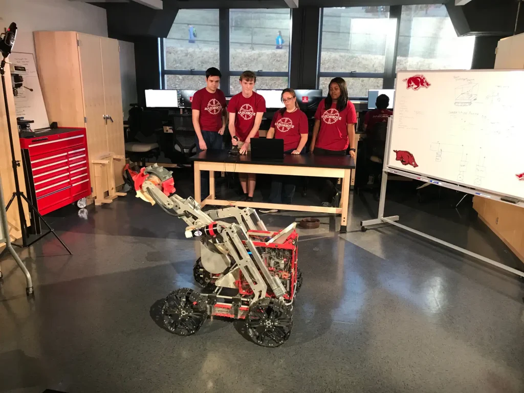 アメリカの機械工学・ロボティクス専攻の卒業研究発表