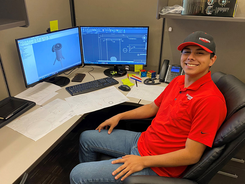 アーカンソー州立大学のエンジニアリング専攻・研究室の学生